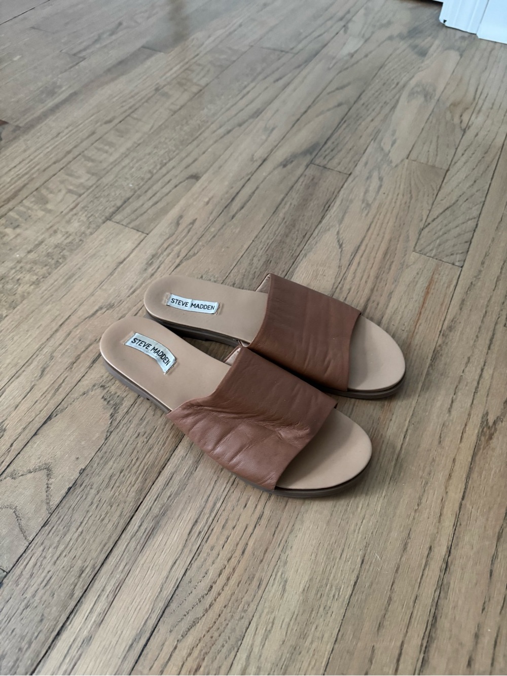 Steve Madden Tan/Brown Leather Slide Sandals